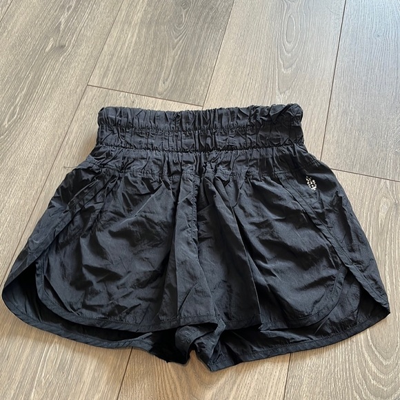 FP Movement Way Home Shorts Size Small Black Gym Yoga Running Lounge - Picture 2 of 10